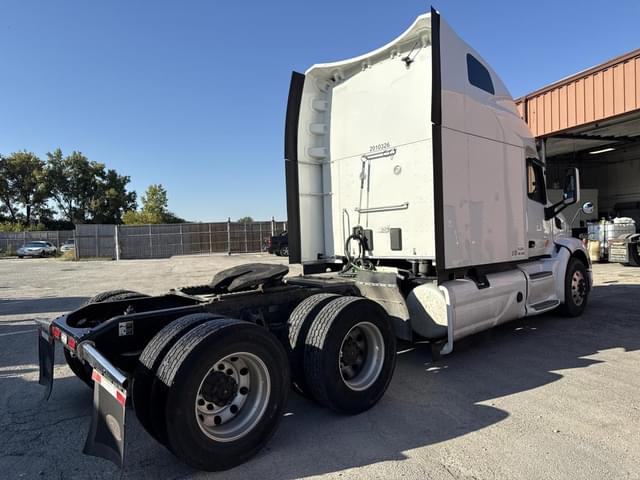 Image of Peterbilt 579 equipment image 4