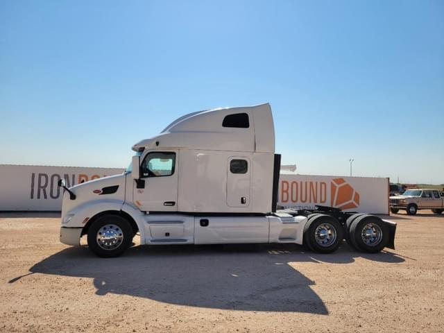 Image of Peterbilt 579 equipment image 1