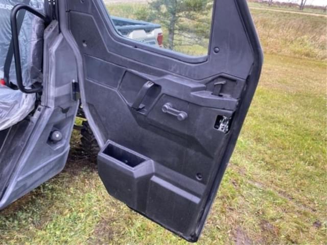 Image of Polaris Ranger XP 1000 equipment image 3