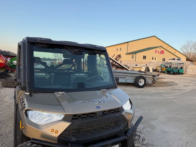 Image of Polaris Ranger XP 1000 Crew equipment image 1