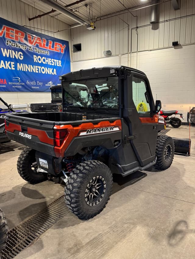 Image of Polaris Ranger XP 1000 equipment image 2
