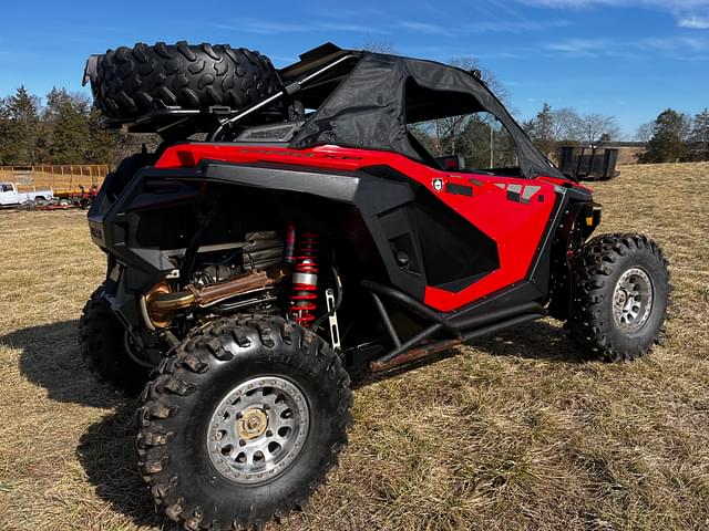 Image of Polaris RZR Pro XP equipment image 4