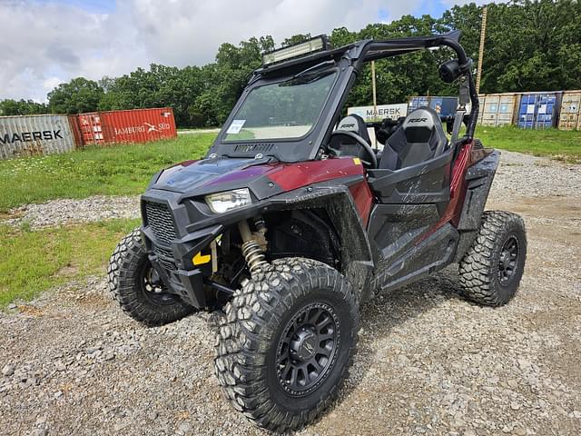 Image of Polaris RZR 900 equipment image 2
