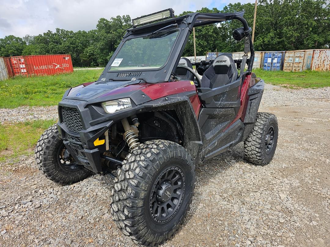 Image of Polaris RZR 900 Primary image