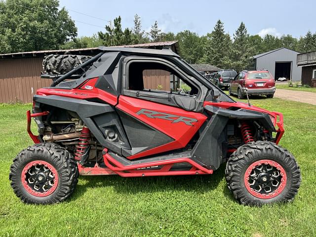 Image of Polaris RZR XP 1000 equipment image 3