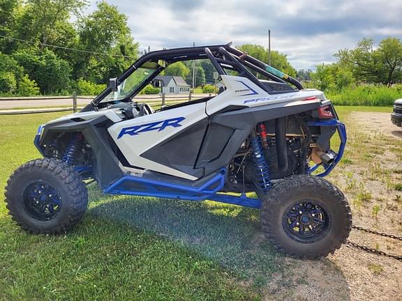 Image of Polaris RZR Pro XP equipment image 2