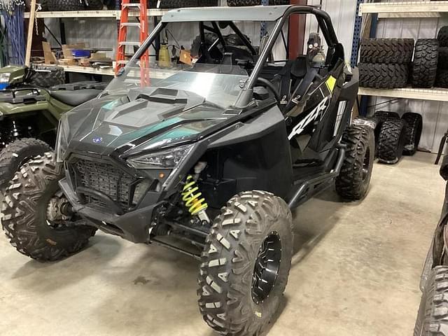 Image of Polaris RZR XP 1000 equipment image 3