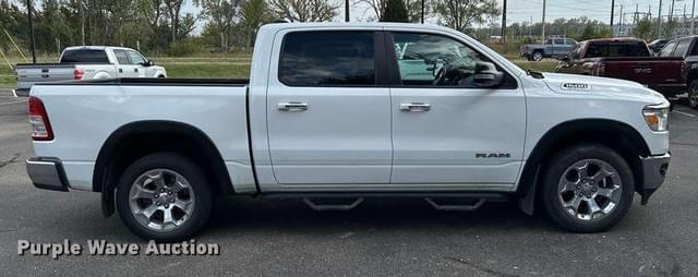 Image of Dodge Ram 1500 equipment image 3