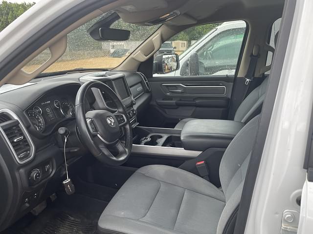 Image of Dodge Ram 1500 equipment image 4