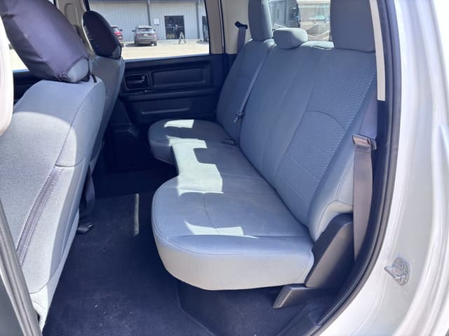 Image of Dodge Ram 1500 equipment image 4