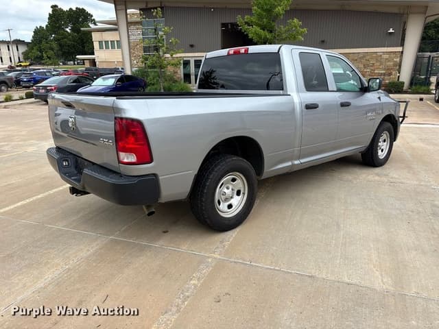 Image of Dodge Ram 1500 equipment image 4