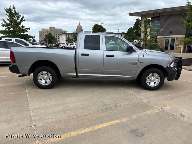 Image of Dodge Ram 1500 equipment image 3