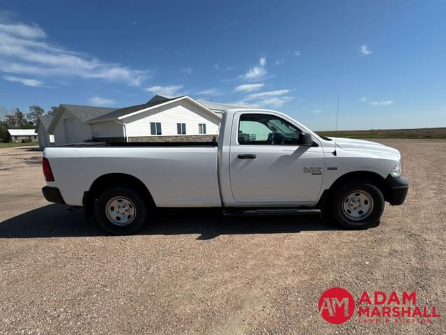 Image of Dodge Ram 1500 equipment image 3