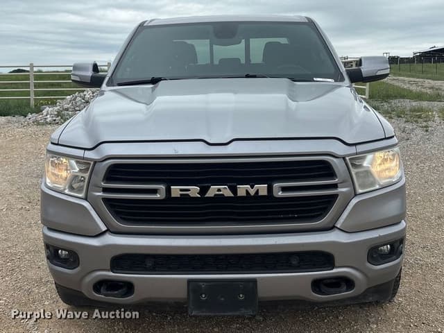 Image of Dodge Ram 1500 equipment image 1