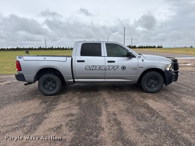 Image of Dodge Ram 1500 equipment image 3