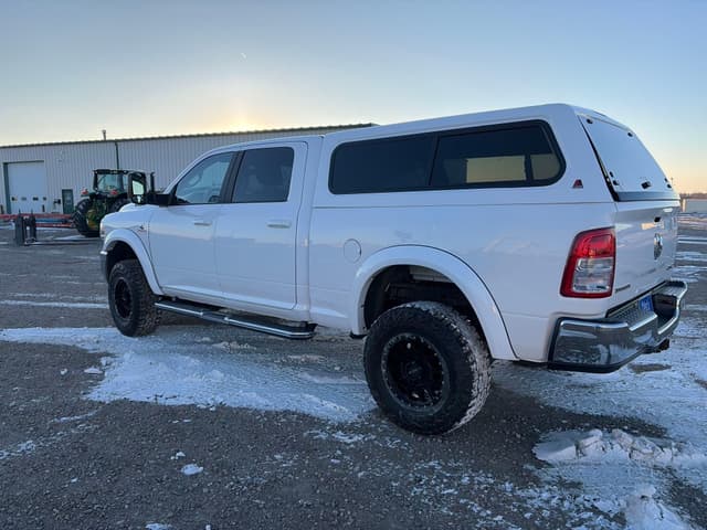 Image of Dodge Ram 2500 equipment image 3