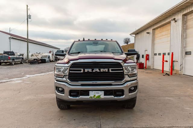 Image of Dodge Ram 2500HD equipment image 1