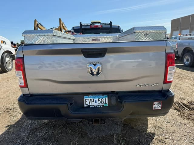 Image of Dodge Ram 2500HD equipment image 3