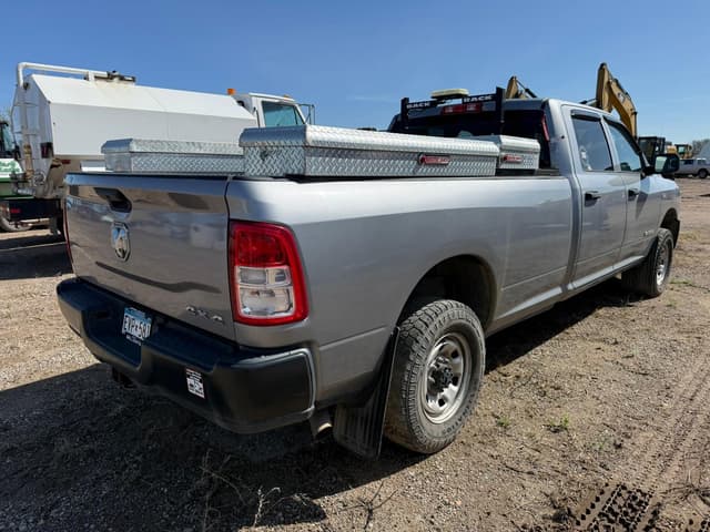 Image of Dodge Ram 2500HD equipment image 4