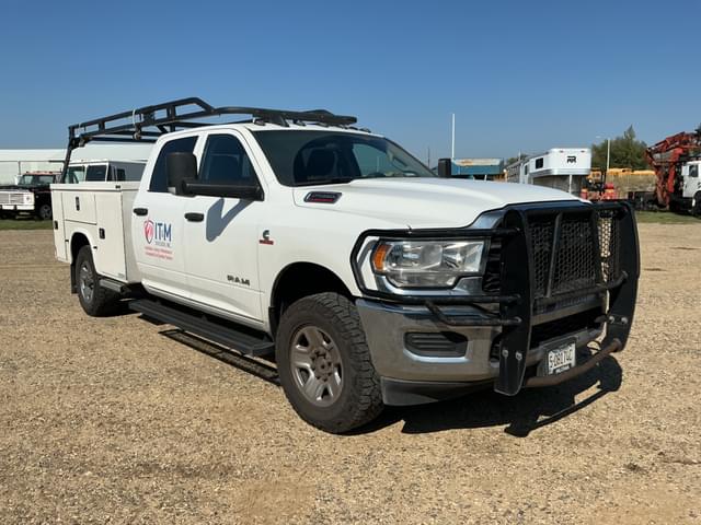 Image of Dodge Ram 2500 equipment image 2