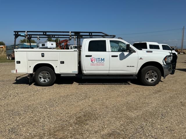 Image of Dodge Ram 2500 equipment image 3