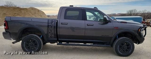 Image of Dodge Ram 2500 equipment image 3