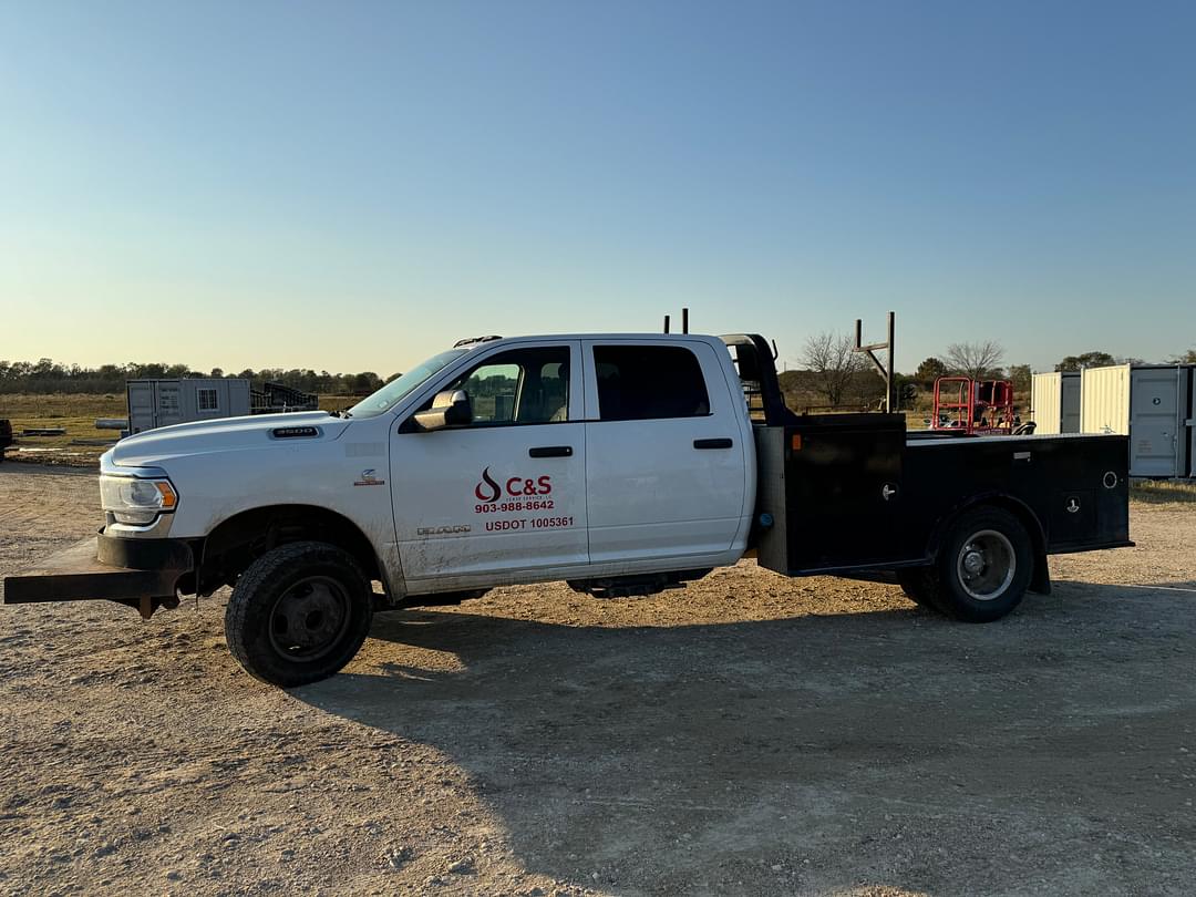 Image of Dodge Ram 3500 Primary image