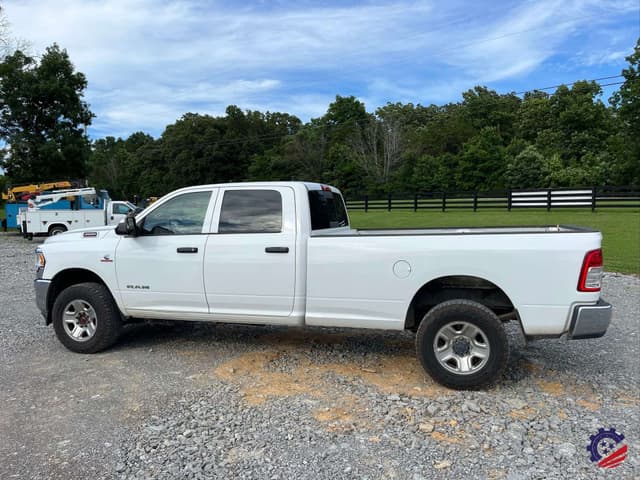 Image of Dodge Ram 3500 equipment image 1