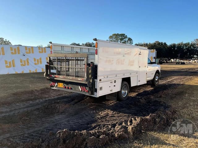 Image of Dodge Ram 3500 equipment image 4