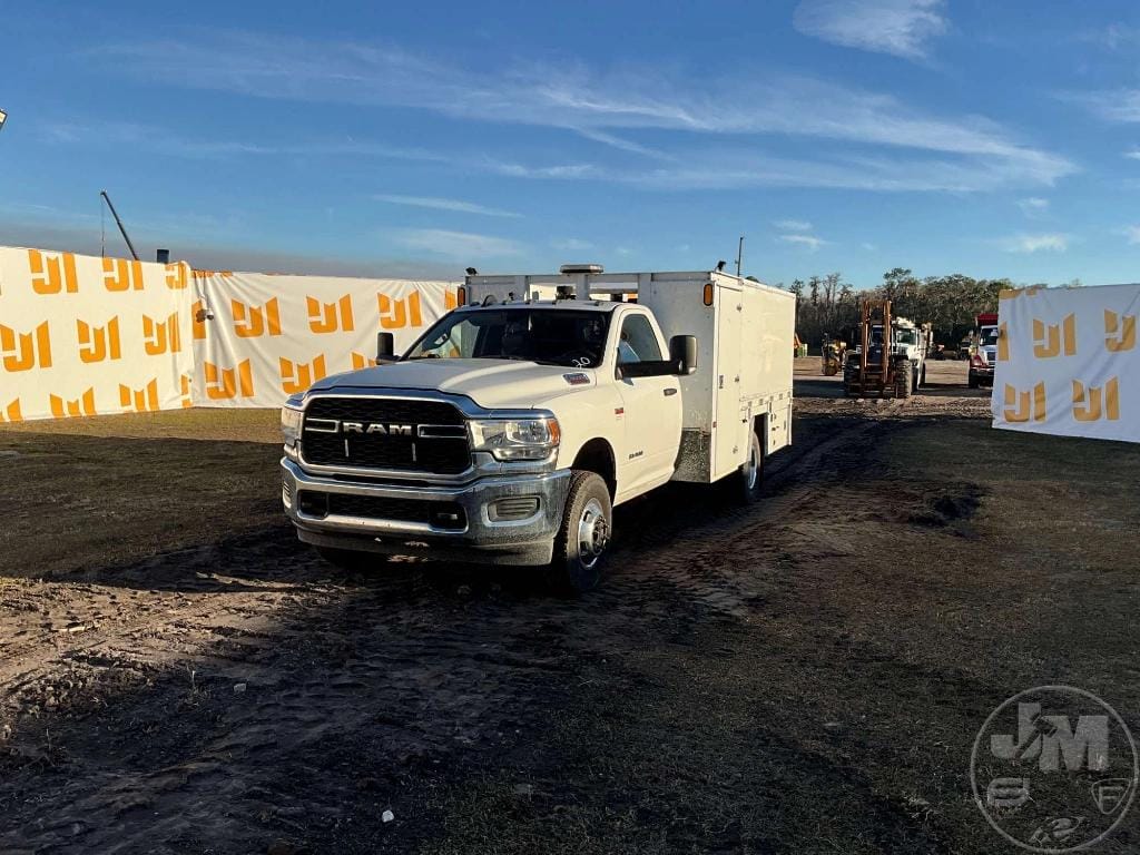 2020 Dodge Ram 3500 Equipment Image0