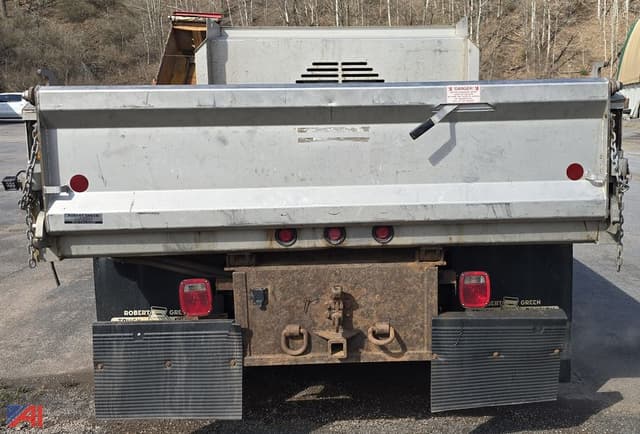 Image of Dodge Ram 4500 equipment image 2