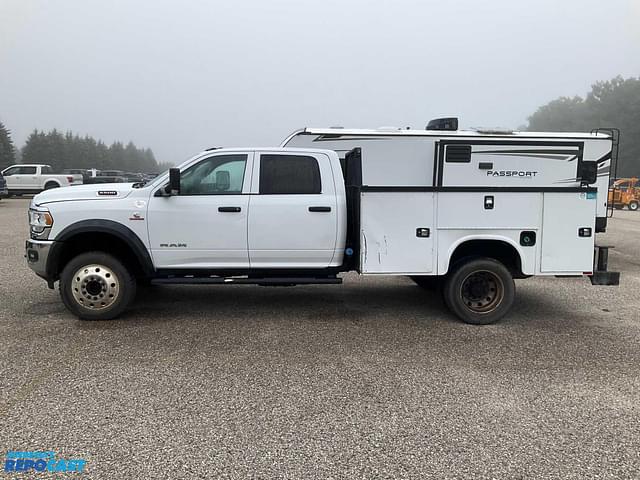 Image of Dodge Ram 5500 equipment image 1