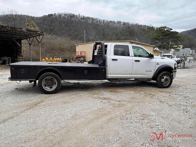 Image of Dodge Ram 5500 equipment image 2