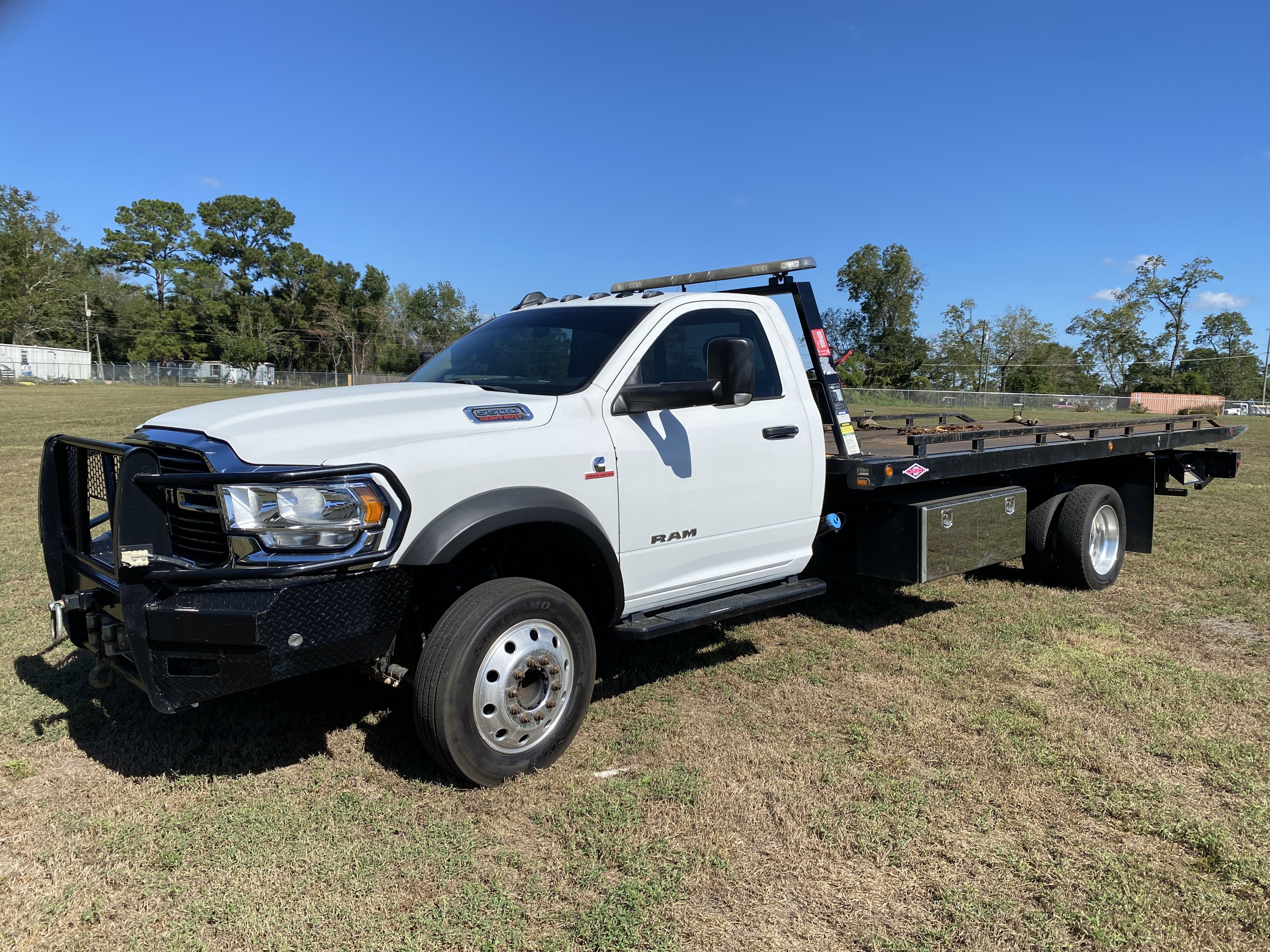 2020 Dodge Ram 5500 Equipment Image0