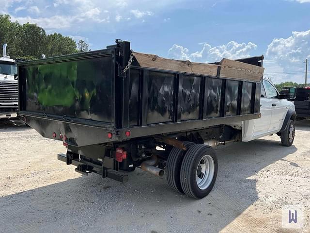 Image of Dodge Ram 5500HD equipment image 4