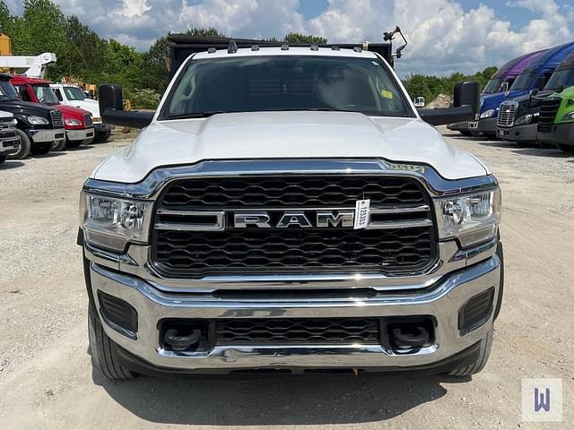 Image of Dodge Ram 5500HD equipment image 2