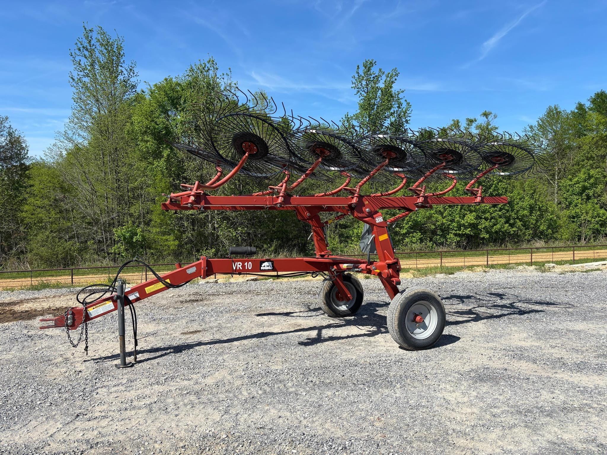 2020 Rhino VR10 Equipment Image0