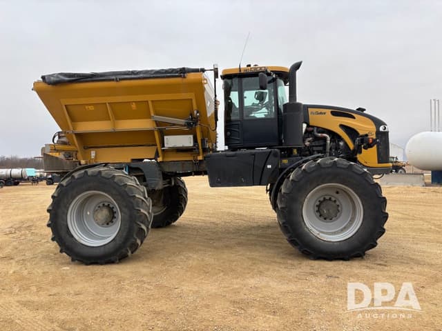 Image of RoGator RG1300C equipment image 2