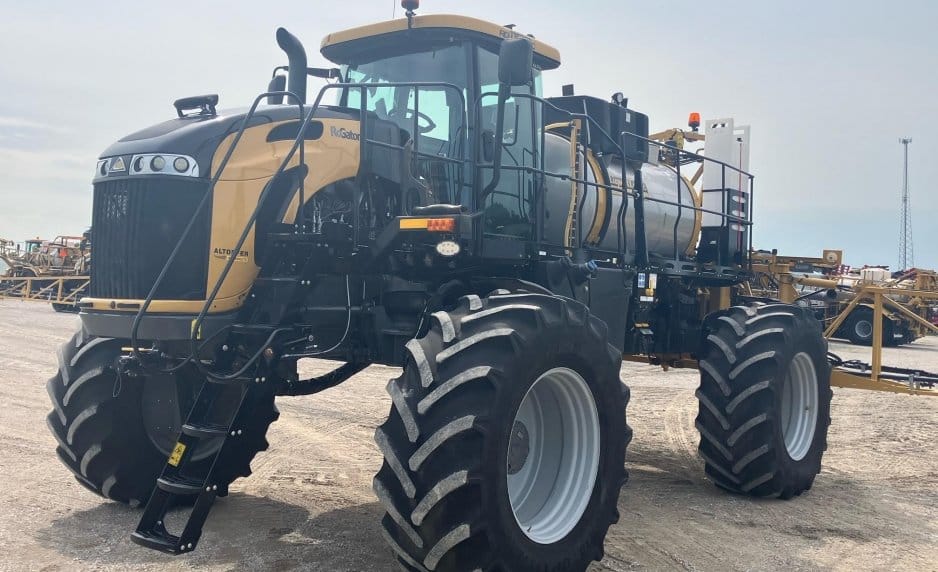 2020 RoGator RG1100C Equipment Image0