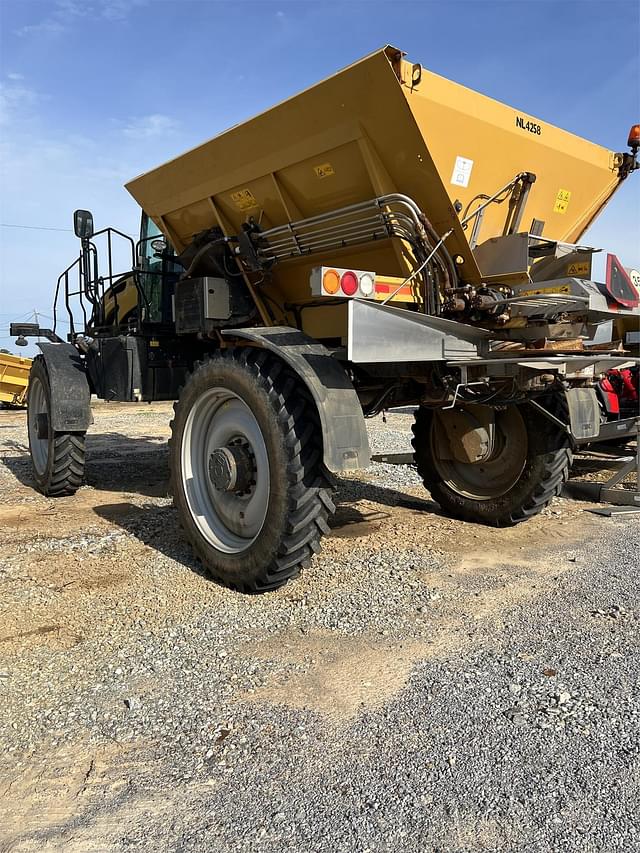 Image of RoGator RG1100C equipment image 3