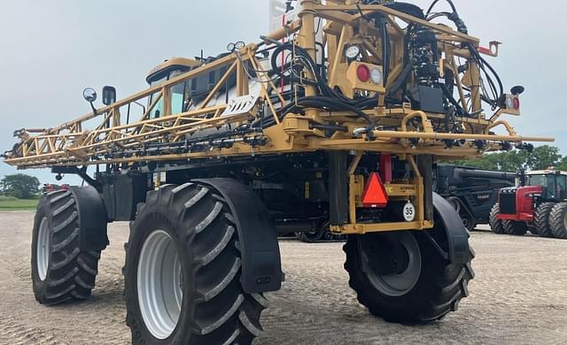 Image of RoGator RG1100C equipment image 3