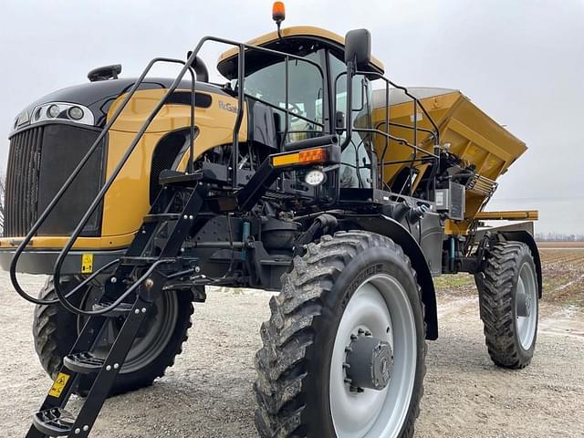 Image of RoGator RG1100C equipment image 3