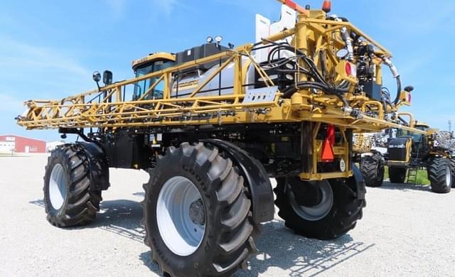 Image of RoGator RG1100C equipment image 2