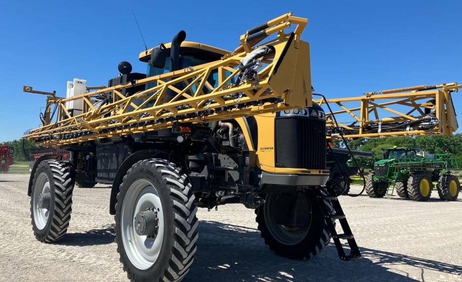 2020 RoGator RG1100C Equipment Image0