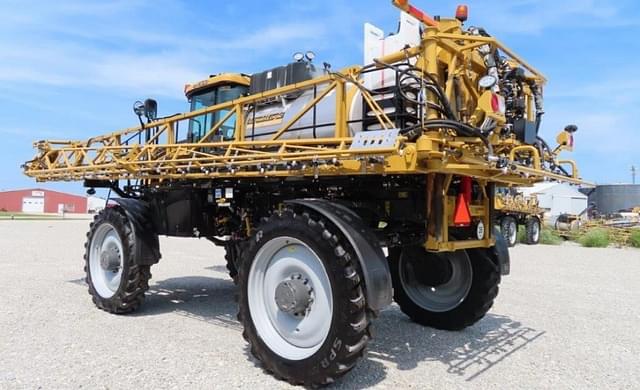 Image of RoGator RG1100C equipment image 2