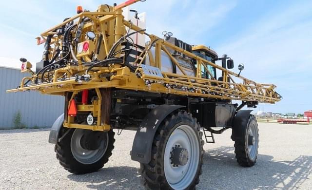 Image of RoGator RG1100C equipment image 4