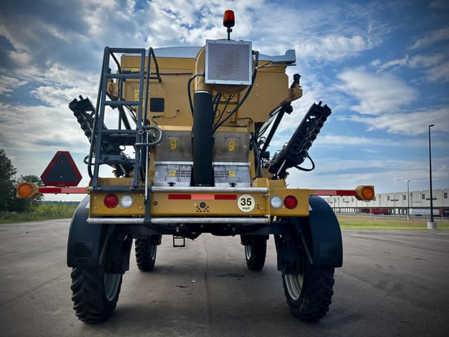 Image of RoGator RG1300C equipment image 3