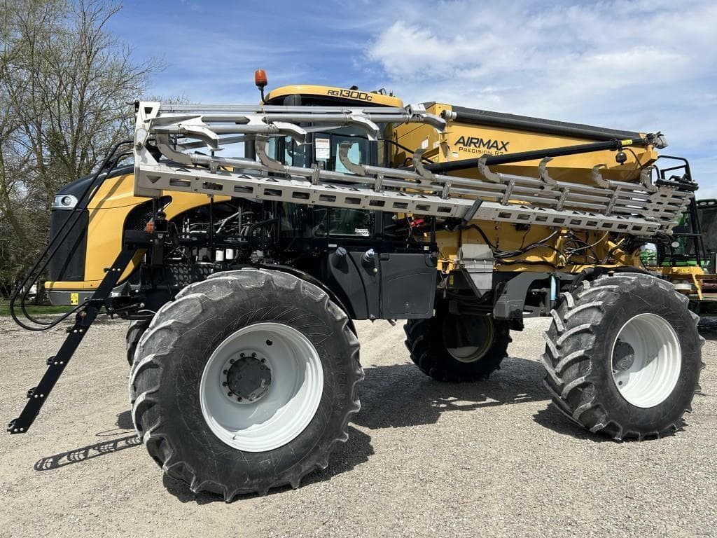 Image of RoGator RG1300C Primary image