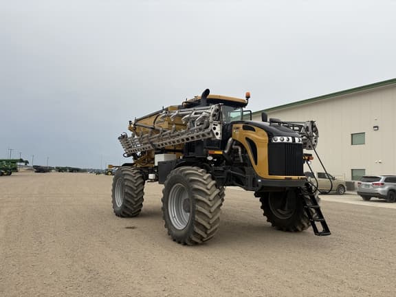 Image of RoGator RG1300C equipment image 3