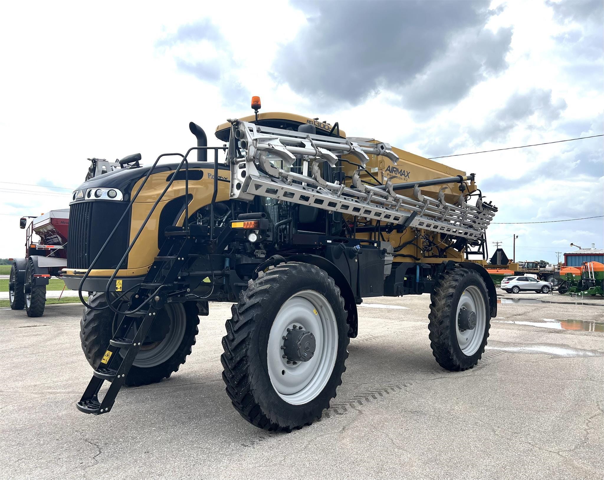 Main image RoGator RG1300C